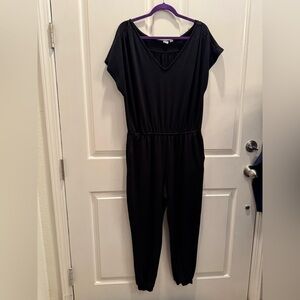 ** GAP Classic Black Short Sleeve Jumpsuit